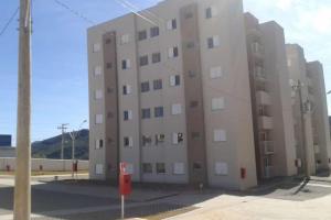 VENDO EXCELENTE APARTAMENTO NA ESTANCIA POÇOS DE CALDAS