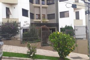 VENDO OU TROCO EXCELENTE APARTAMENTO NO CENTRO DE POÇOS DE CALDAS