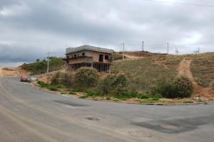 VENDO EXCELENTE TERRRENO NO JARDIM BANDEIRANTES