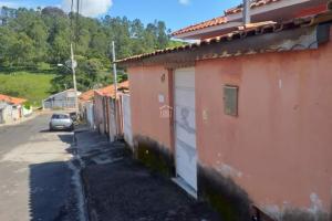 VENDO EXCELENTE CASA EM BANDEIRA DO SUL