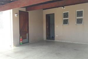 VENDO EXCELENTE CASA NO JARDIM KENNEDY