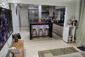 VENDO EXCELENTE CASA NO PARQUE DAS NAÇÕES