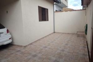 VENDO EXCELENTE CASA NO PARQUE DAS NAÇÕES